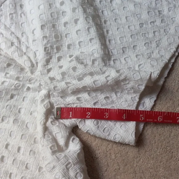 Mid Rise J Crew Shorts - Picture 7 of 8